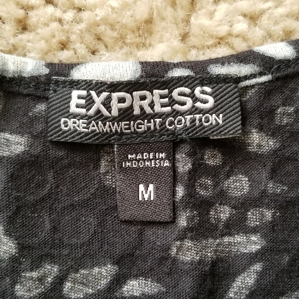 Express Tank Top - Picture 6 of 7